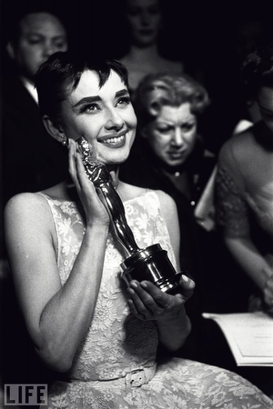 images%2Fslides%2Foscar_02