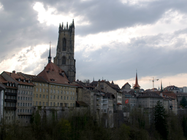 images%2Fslides%2F2_Lausanne_1
