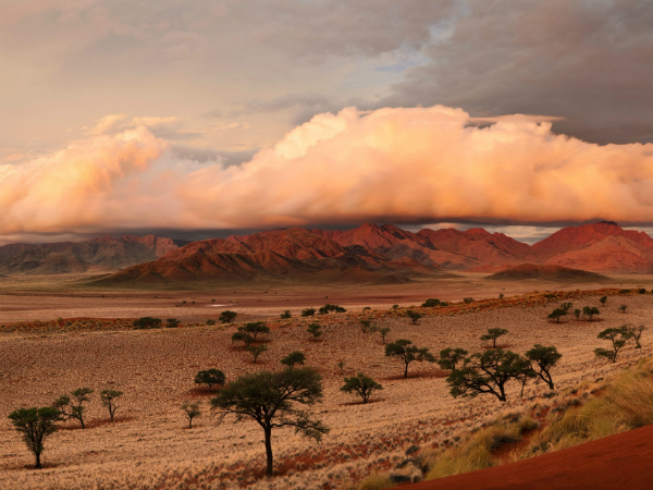 images%2Fslides%2F6_Namibia_1