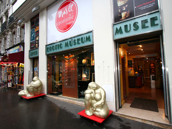 images%2Fslides%2F1_Musee-Eroticisme-1