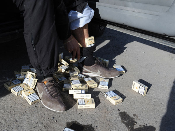 images%2Fslides%2F03_cigarettes