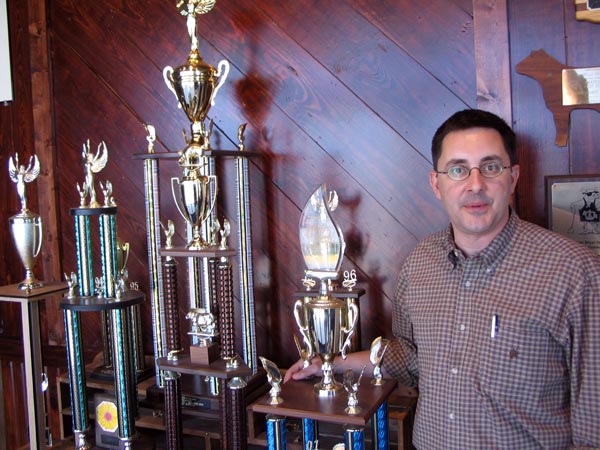 images%2Fslides%2F006_JeffStehneyandtrophies